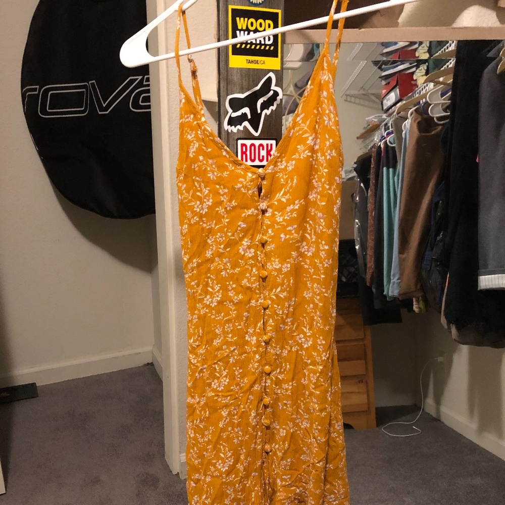 Lulus Dress Mustard 2019 size Small